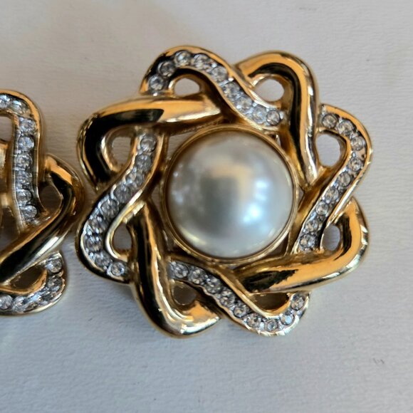 Vintage Butler large oversized clip on earrings w faux pearls clear rhinestones. - Picture 3 of 6